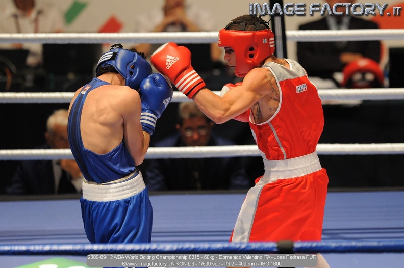 2009-09-12 AIBA World Boxing Championship 0215 - 60kg - Domenico Valentino ITA - Jose Pedraza PUR.jpg